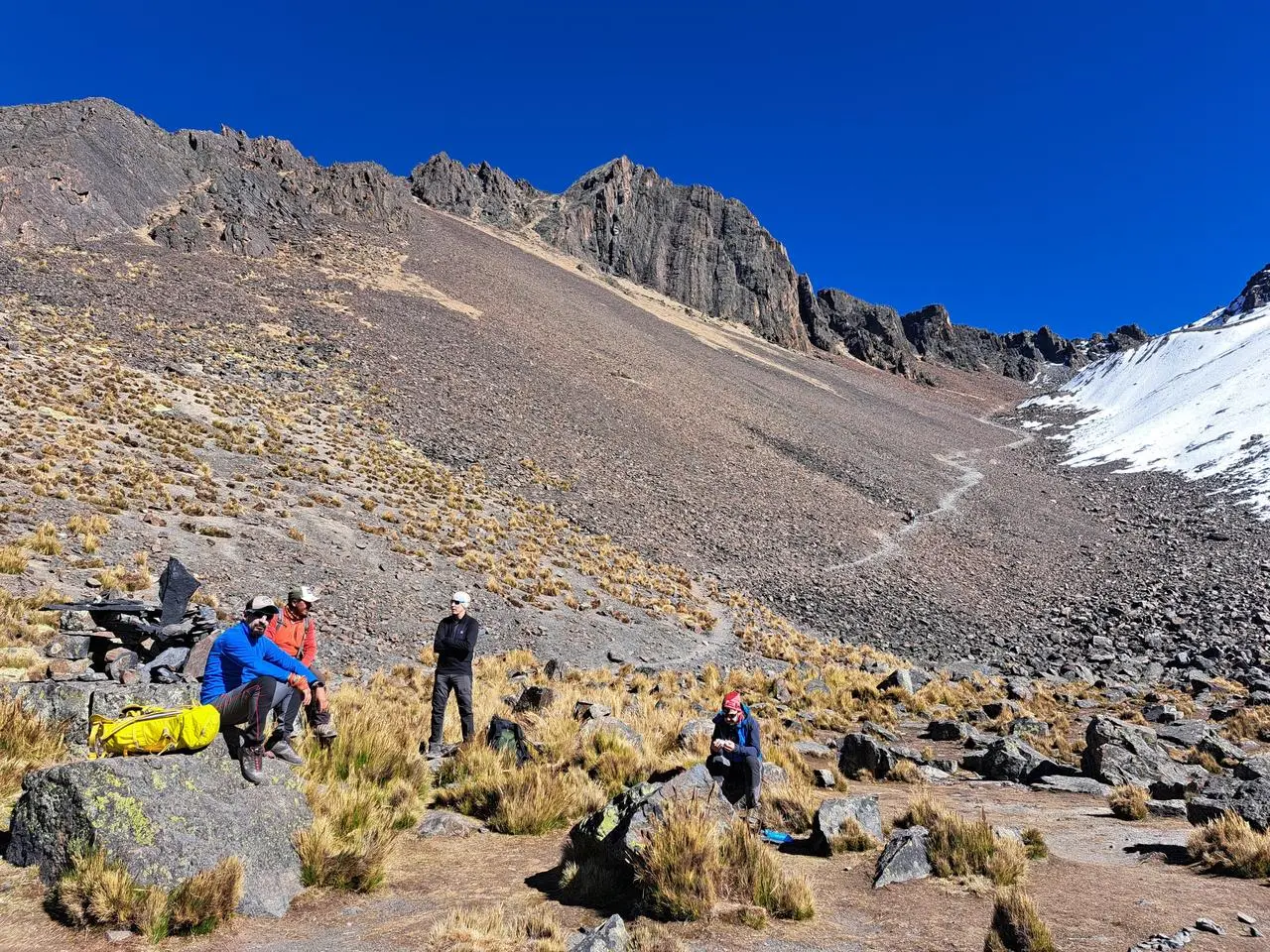Expediciones Pequeño Alpamayo y Sajama - 4