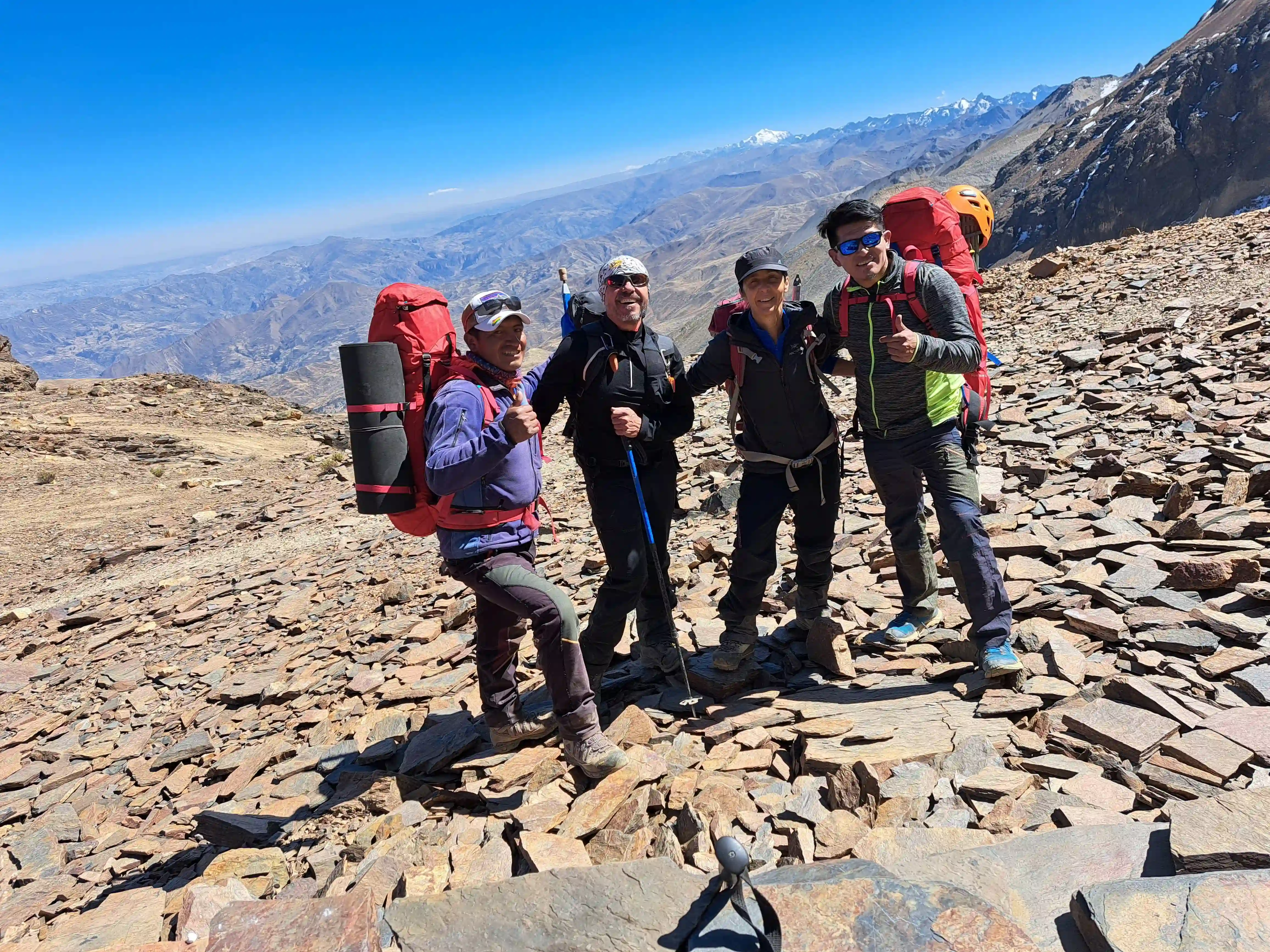 Montaña Illampu 6,360 msnm - Cordillera Real  - 2