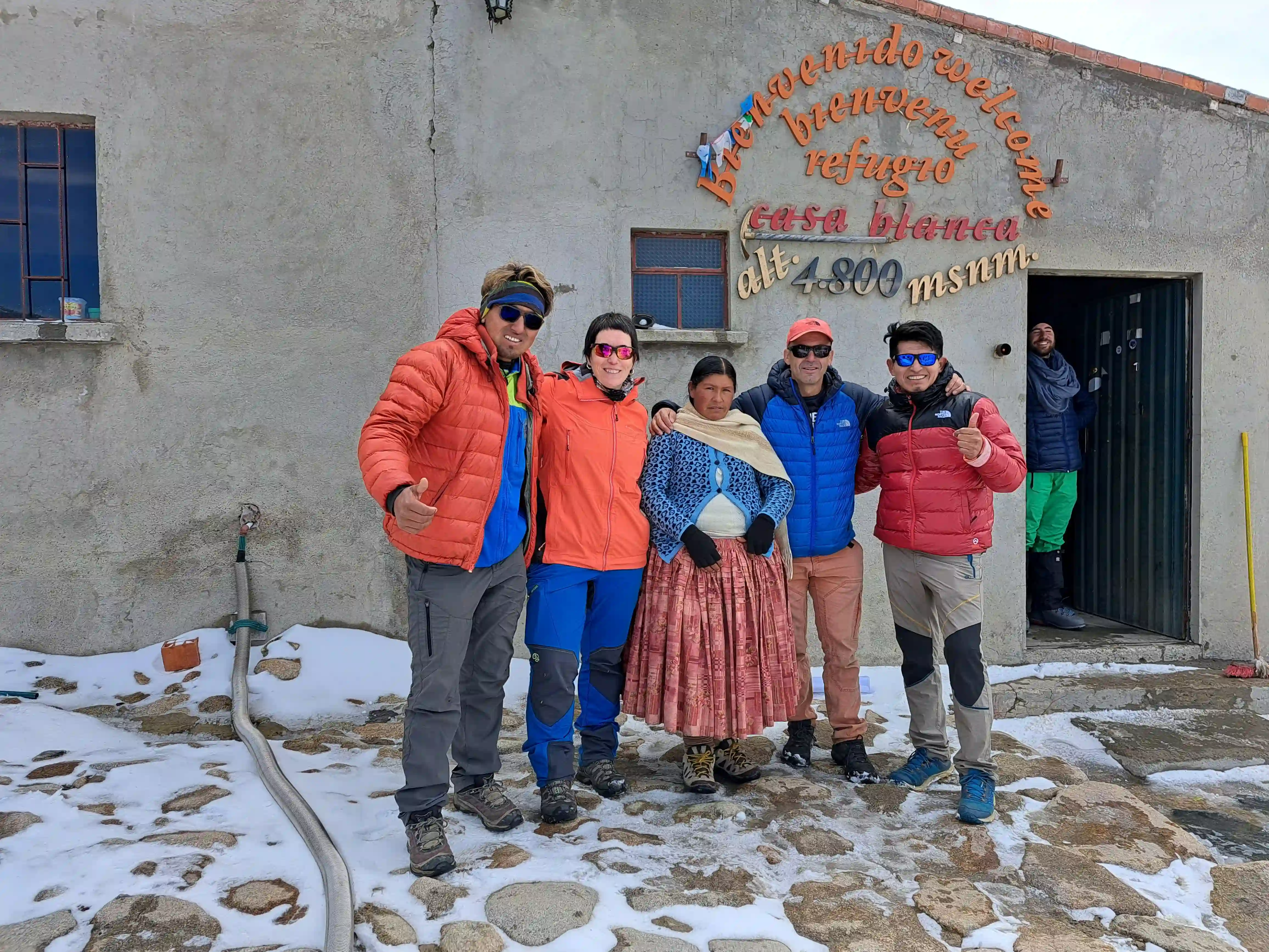 Tour Salar de Uyuni + Ascención Montaña Huaynapotosi - 1