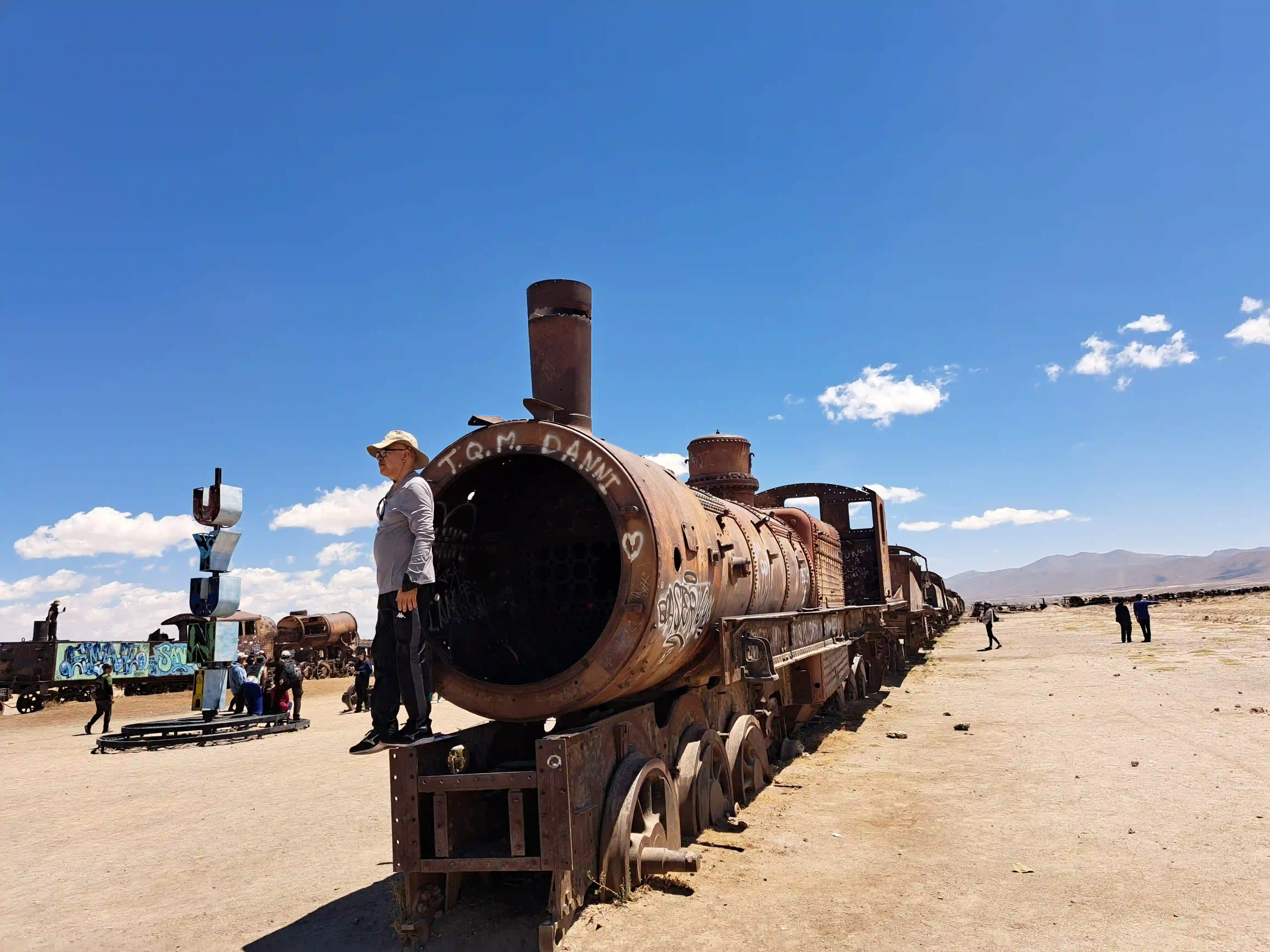 Tour Salar de Uyuni + Ascención Montaña Huaynapotosi - 9