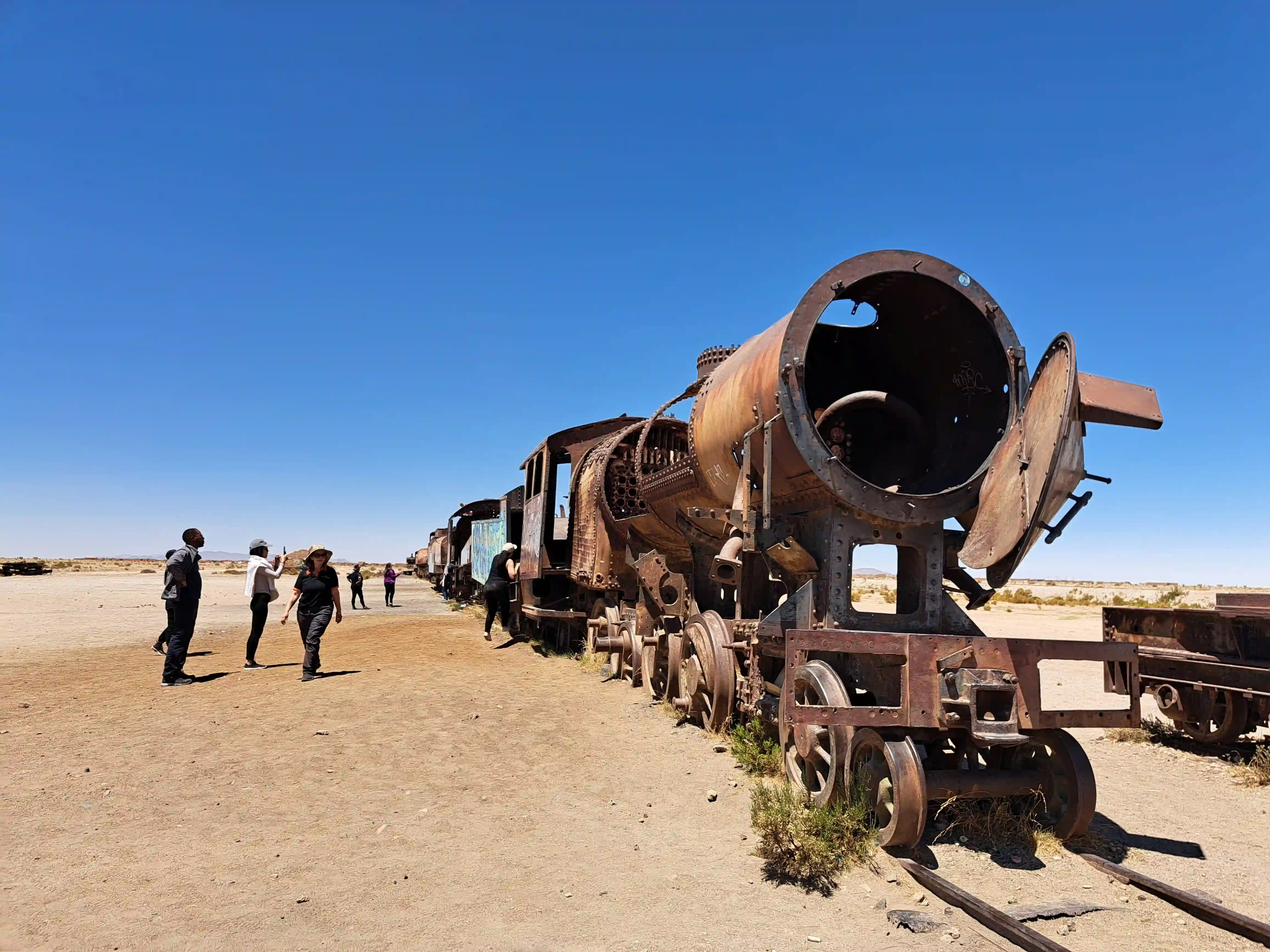Tour Salar de Uyuni + Ascención Montaña Huaynapotosi - 10