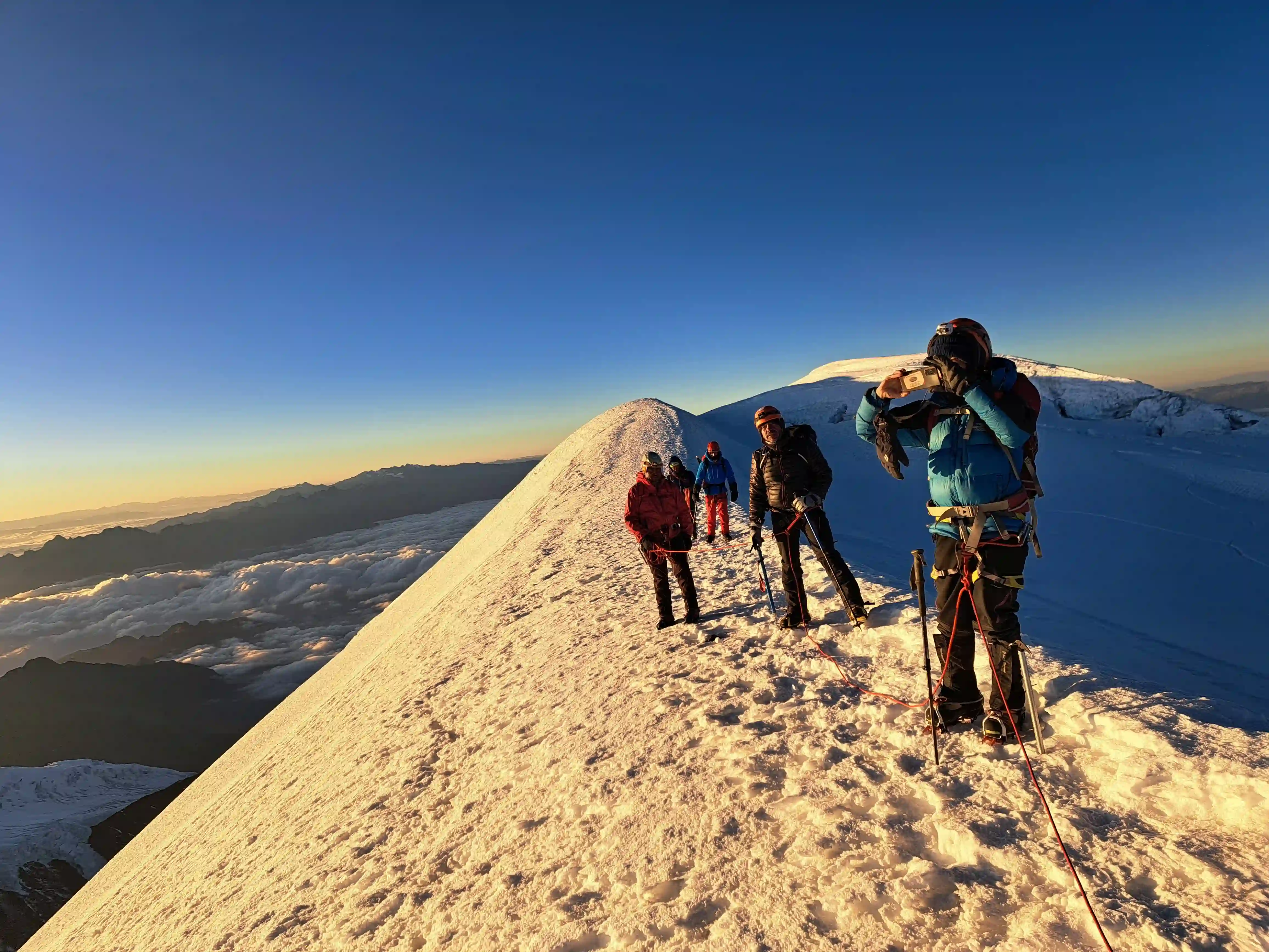 Tour y Ascensión Montañas Más Altas de Bolivia – América del Sur  - 2