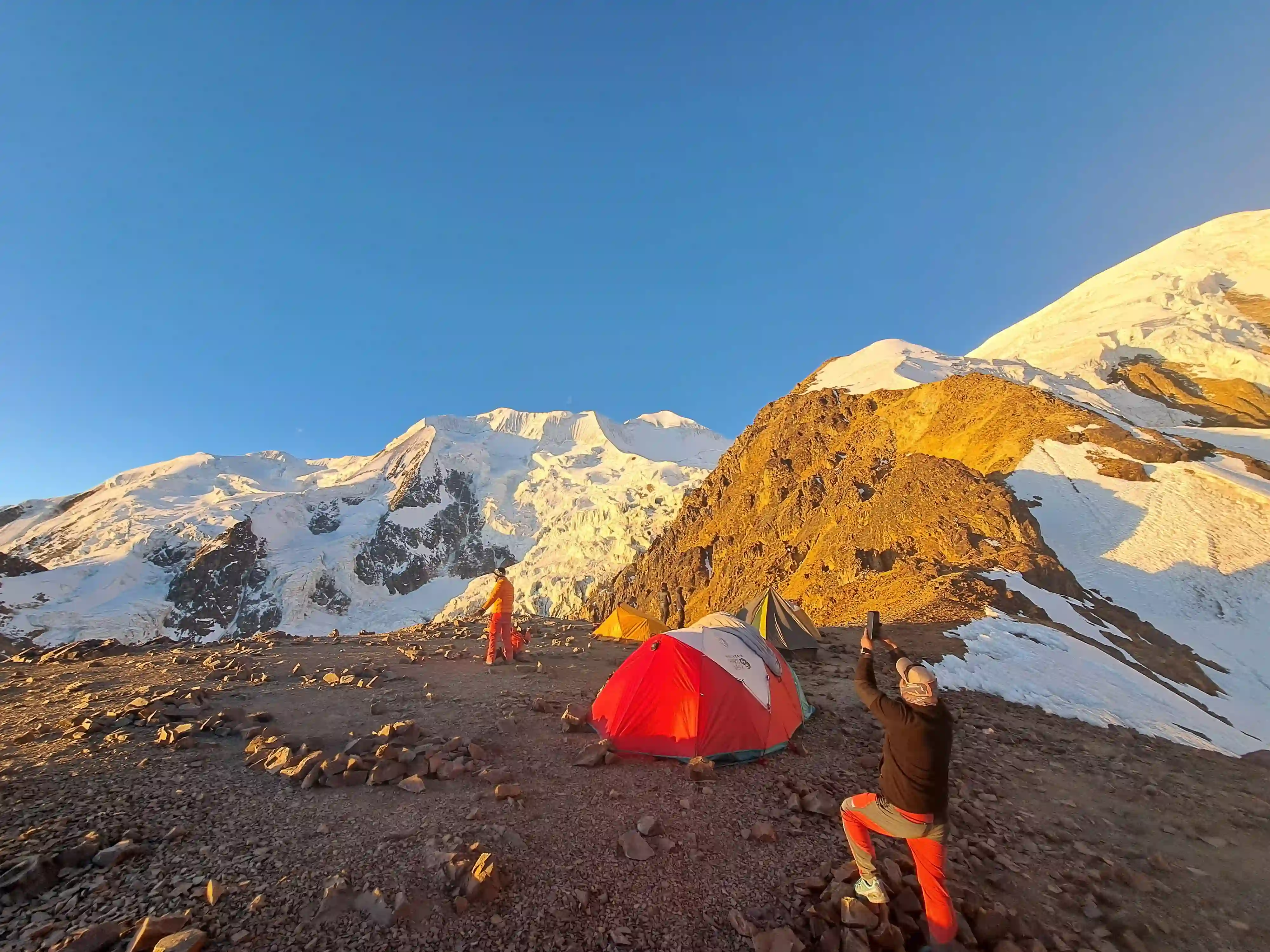 Tour y Ascensión Montañas Más Altas de Bolivia – América del Sur  - 4