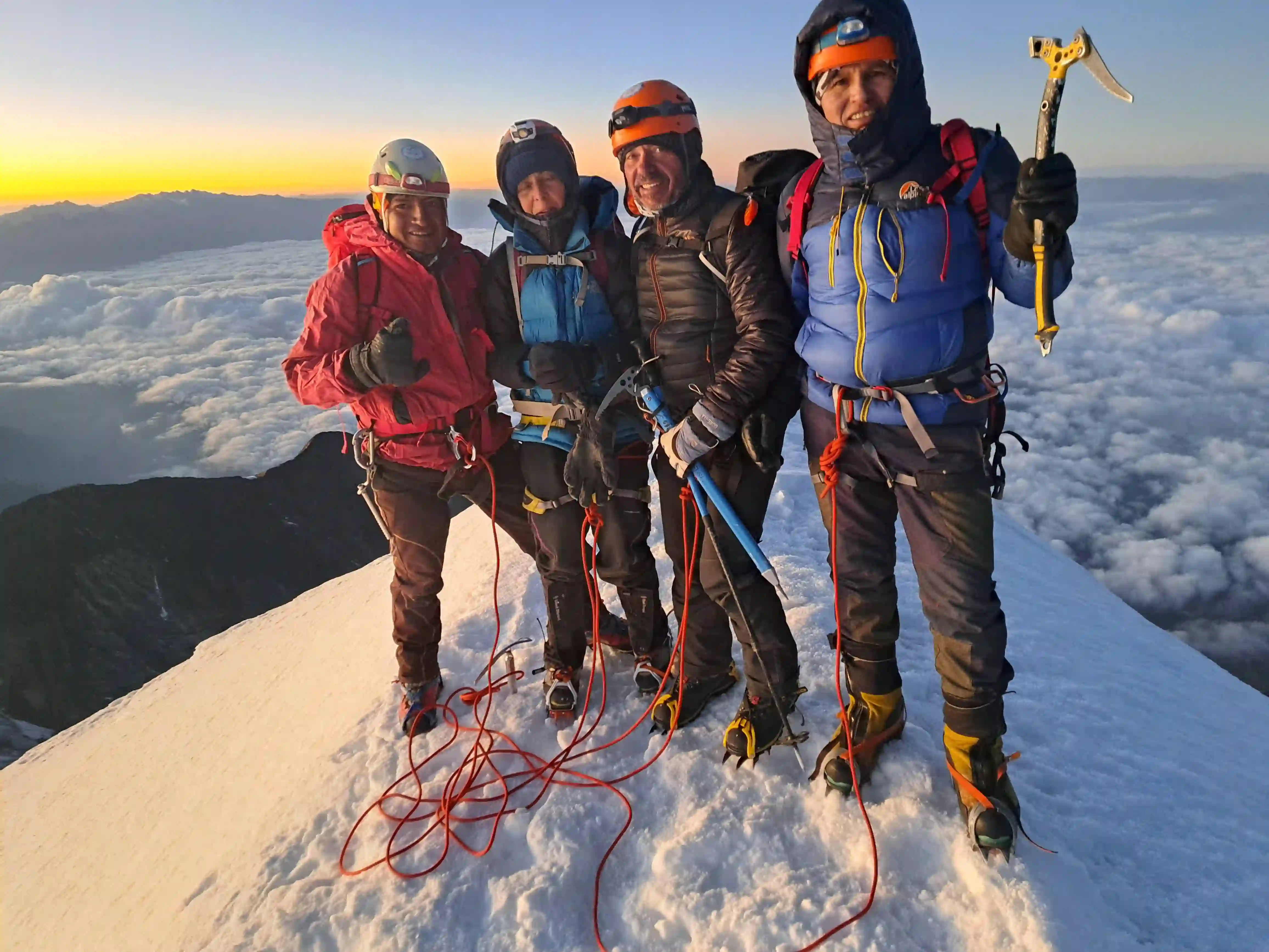 Tour y Ascensión Montañas Más Altas de Bolivia – América del Sur  - 7