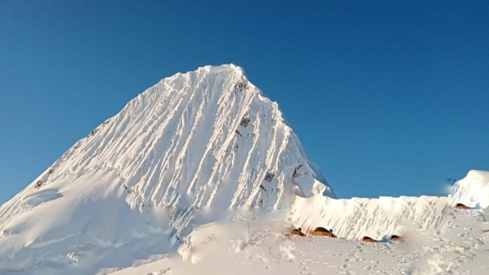 Montaña Alpamayo