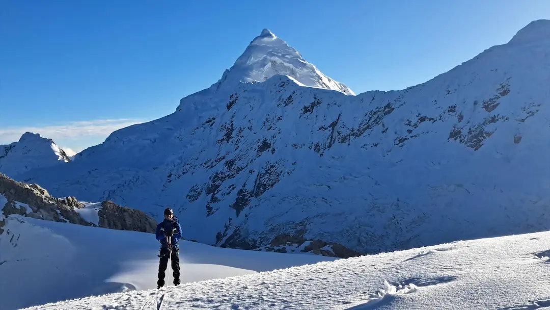 Nevado Tocllaraju - 1