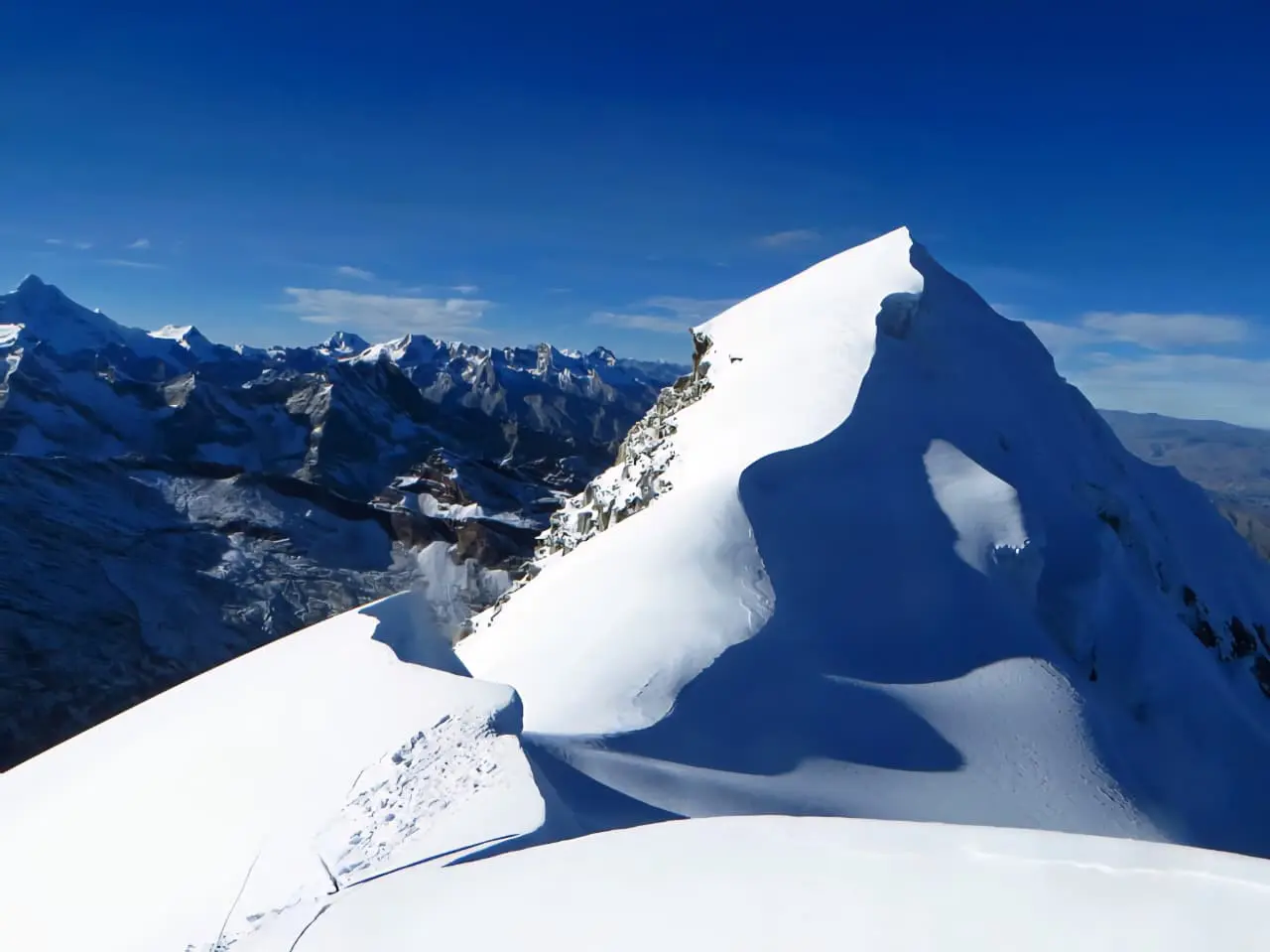 Escalada nevado vallunaraju Cordillera Blanca - Peru - 1