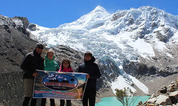 Caminata y escalada santa Cruz - llanganuco - montañas urus - ishinca - 1