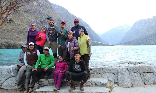 Caminata y escalada santa Cruz - llanganuco - montañas urus - ishinca - 3