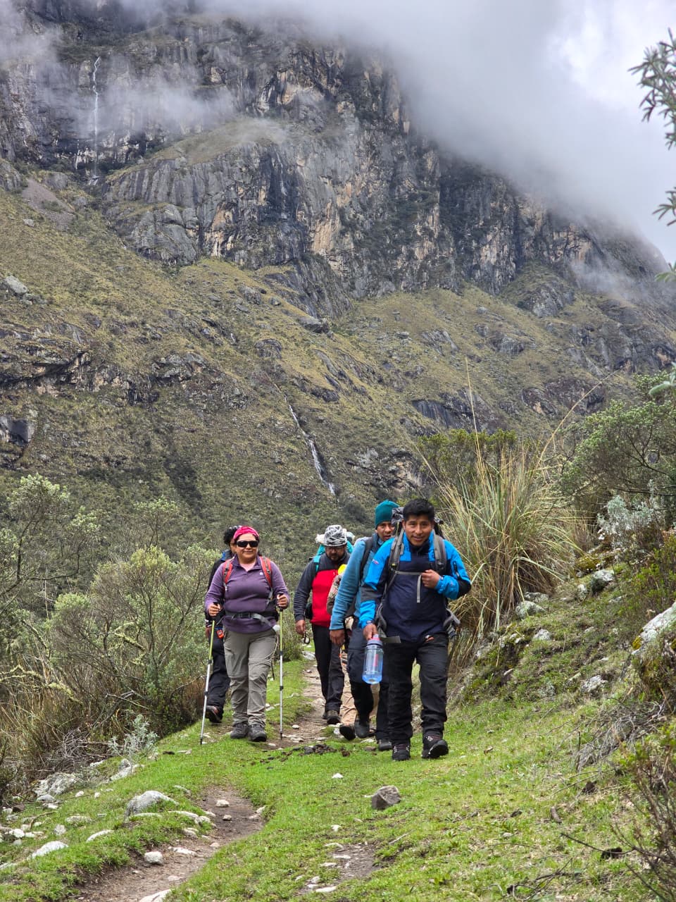 Trekking los cedros alpamayo estandar - cordillera blanca 11 dias / 10 noches - 8