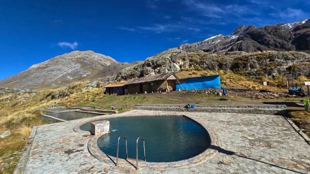 Trekking huayhuash y sus 12 vistas misteriosas de los andes peru - américa del sur - 9