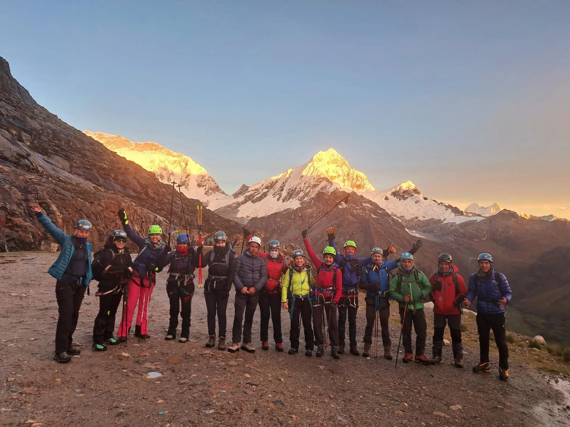 Equipo de Franpisco Adventure